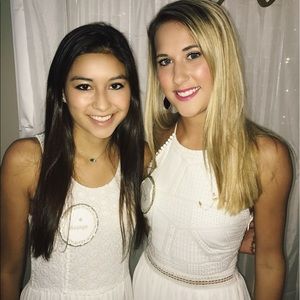 Meet your Posher, Carlye