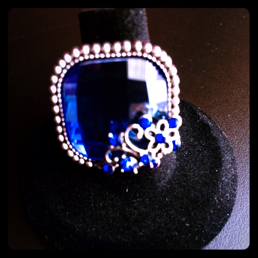 🔴ELEGANT FASHION STATEMENT RING - Picture 2 of 4