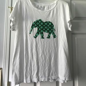 Crown & Ivy elephant tee. Size XL