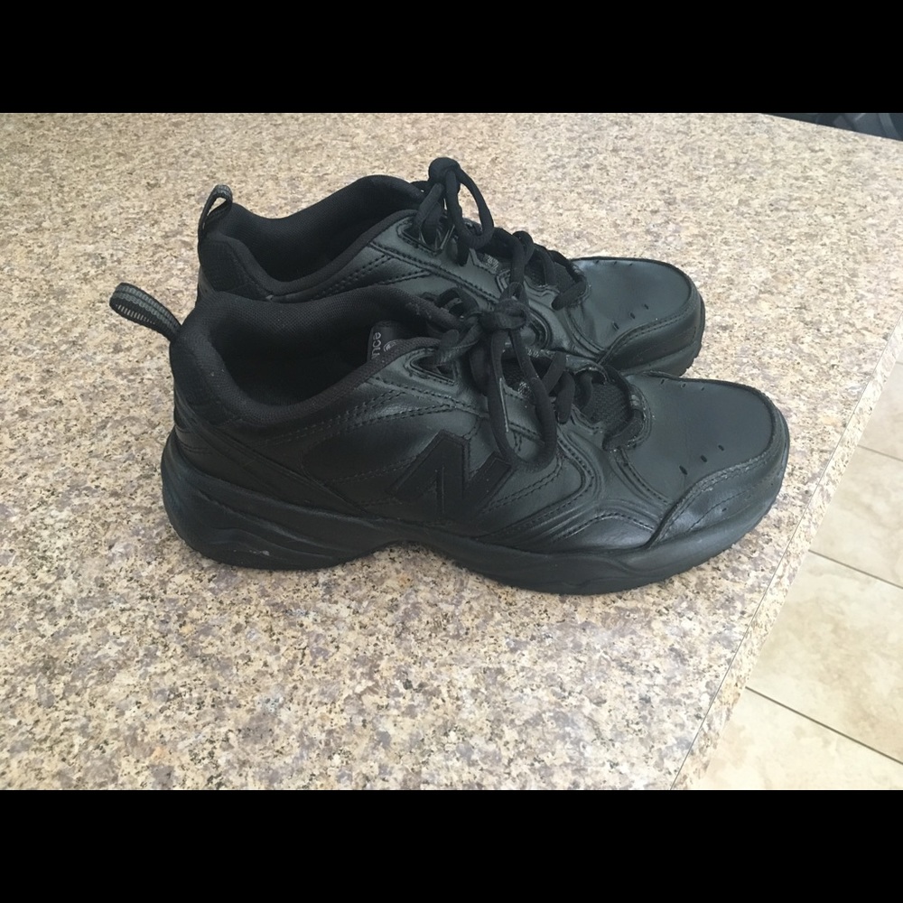 New Balance no slip shoes- barely worn