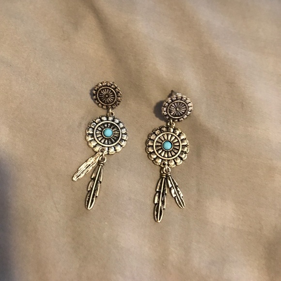 Earrings! - Picture 2 of 4