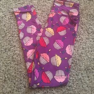 Lularoe OS birthday leggings