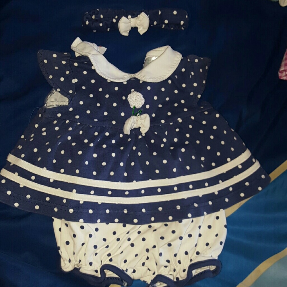 0/3 months girl lot