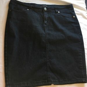 Forever 21 plus 14 denim stretch pencil skirt