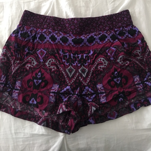 Express Pants - EXPRESS patterned shorts