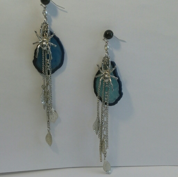 Blue Stone Earring with spider - Picture 1 of 3