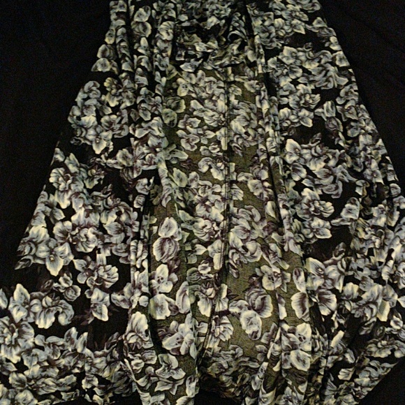 AWESOME Romper - Picture 3 of 4