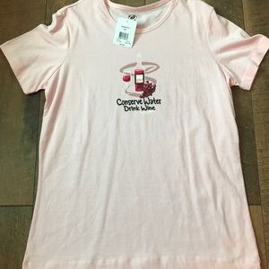 BNWT wine T-shirt