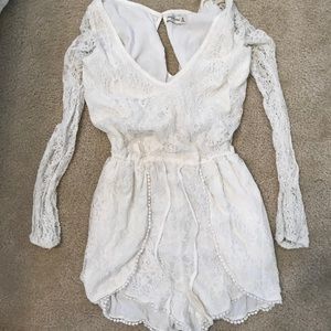 Abercrombie and Fitch white long sleeve romper