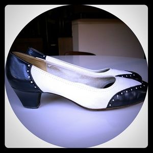 Vintage Selby Spectators