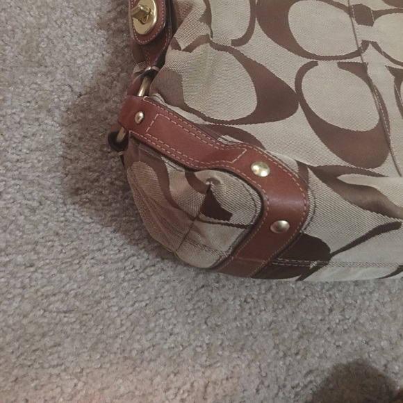 Coach shoulder bag - Picture 2 of 7