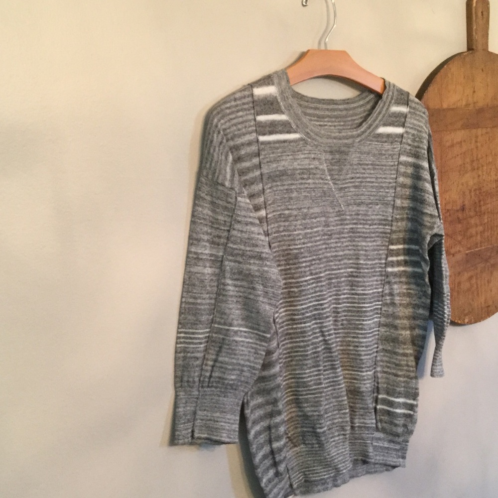 Pullover thin sweater