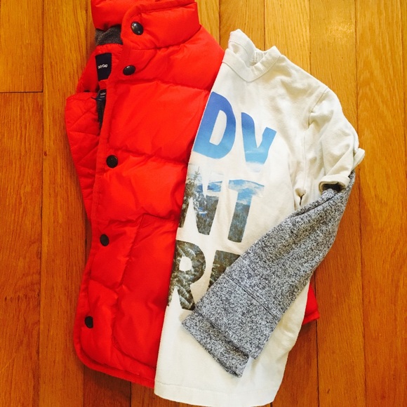 GAP vest and GAP sweater shirt. - Picture 4 of 4