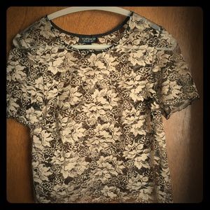 Elegant & sexy black and gold lace top by Topshop