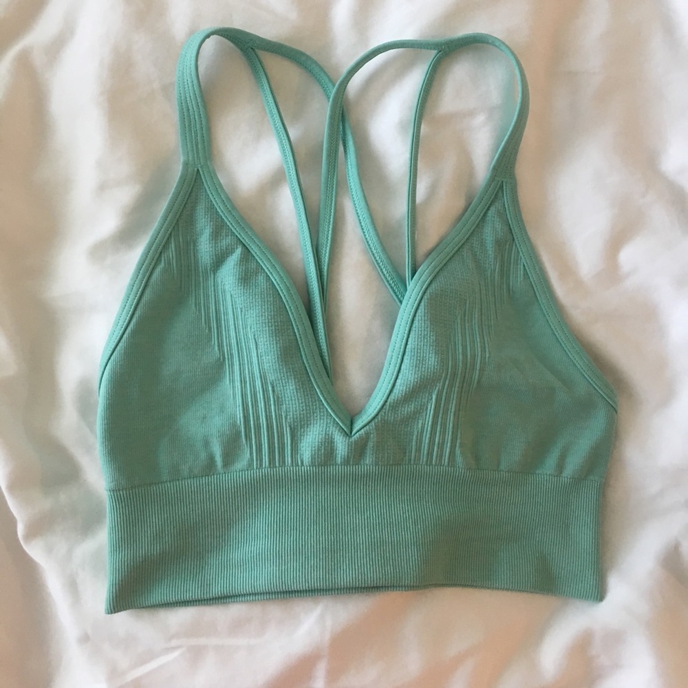 Lulu lemon sports bra