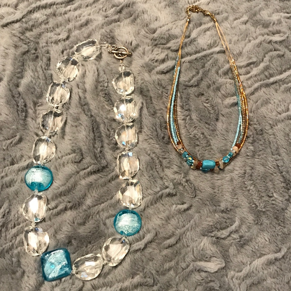 Set of 2 necklaces
