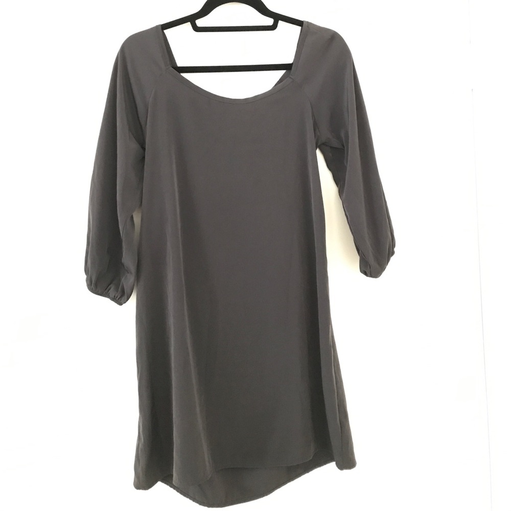 Long sleeved grey dress