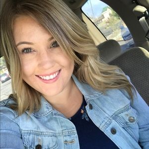 Meet your Posher, Amber