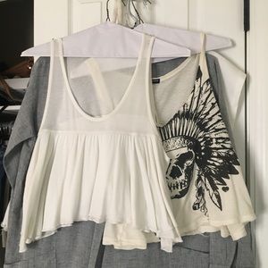 2 Brandy Melville crop tops!