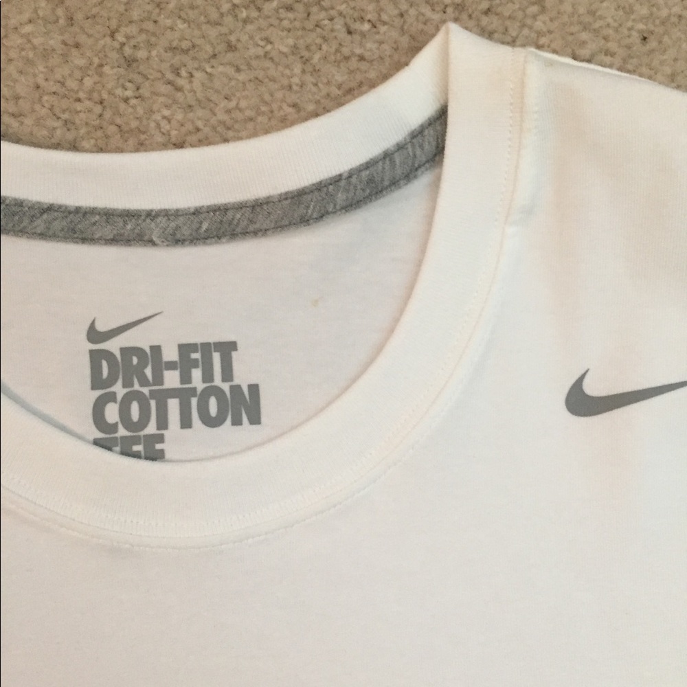 Nike Dri-Fit small Women's athletic tee