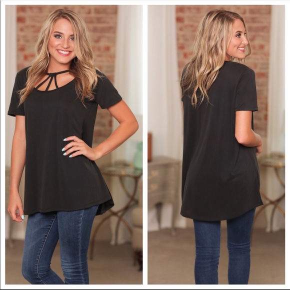 Infinity Raine Tops - 😍Adorable Black Cross Front Tunic😍