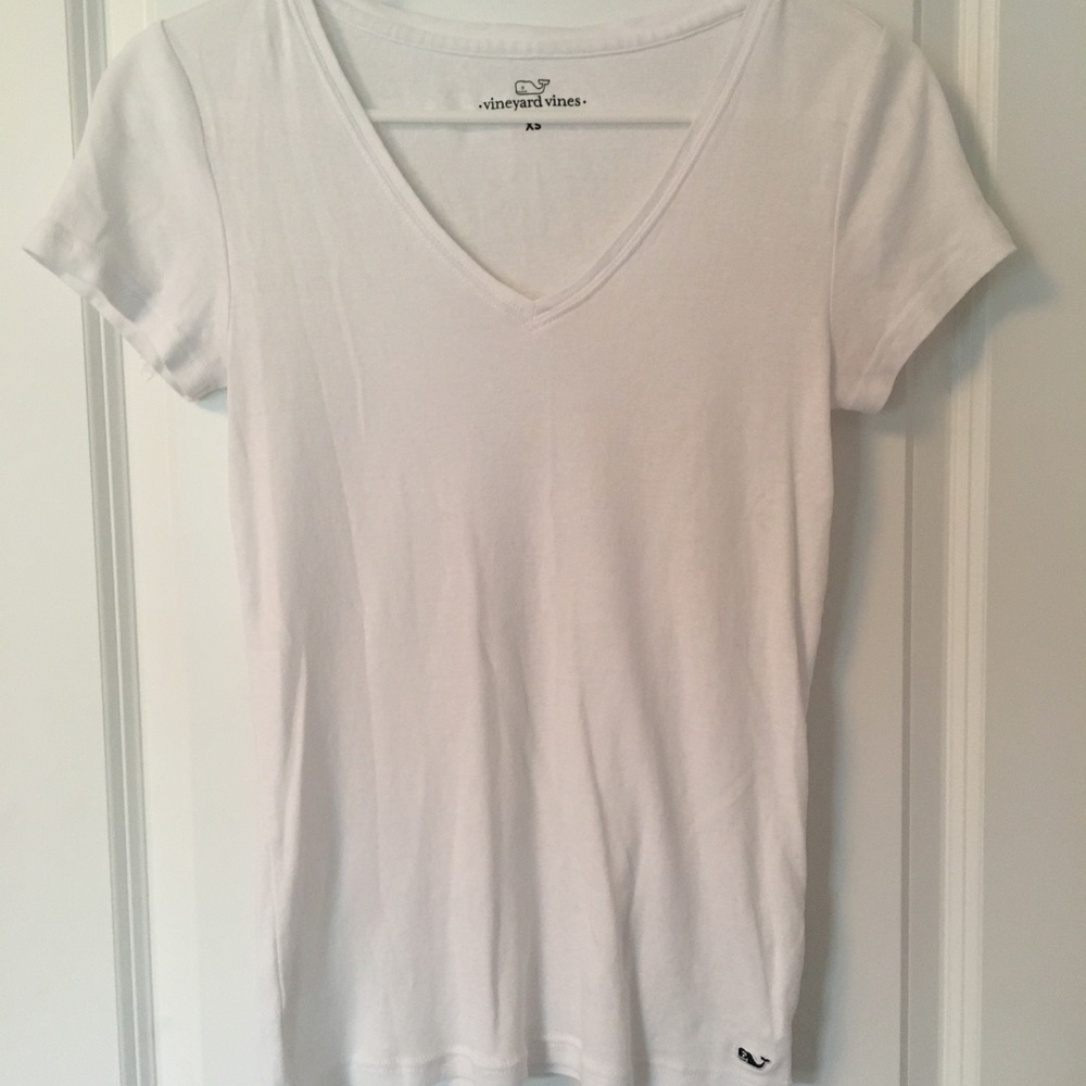 Vineyard Vines plain white v neck