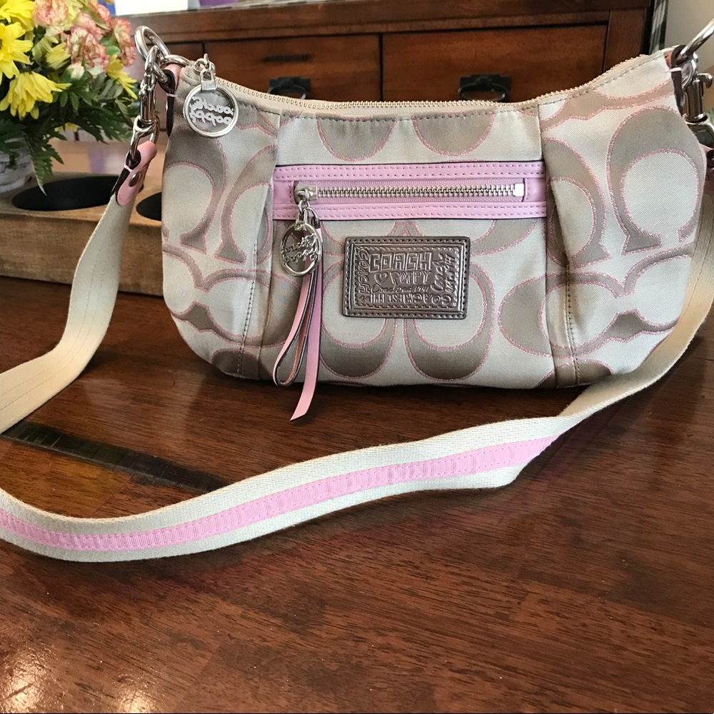 Coach poppy purse