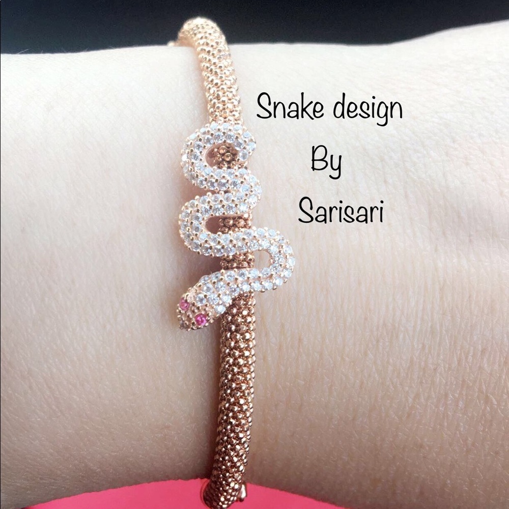 Real 18k rose ✨🌹 ✨gold✨snake designed bangle!!!