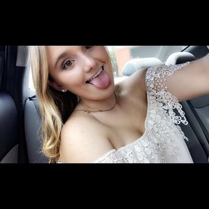 Meet your Posher, Allie