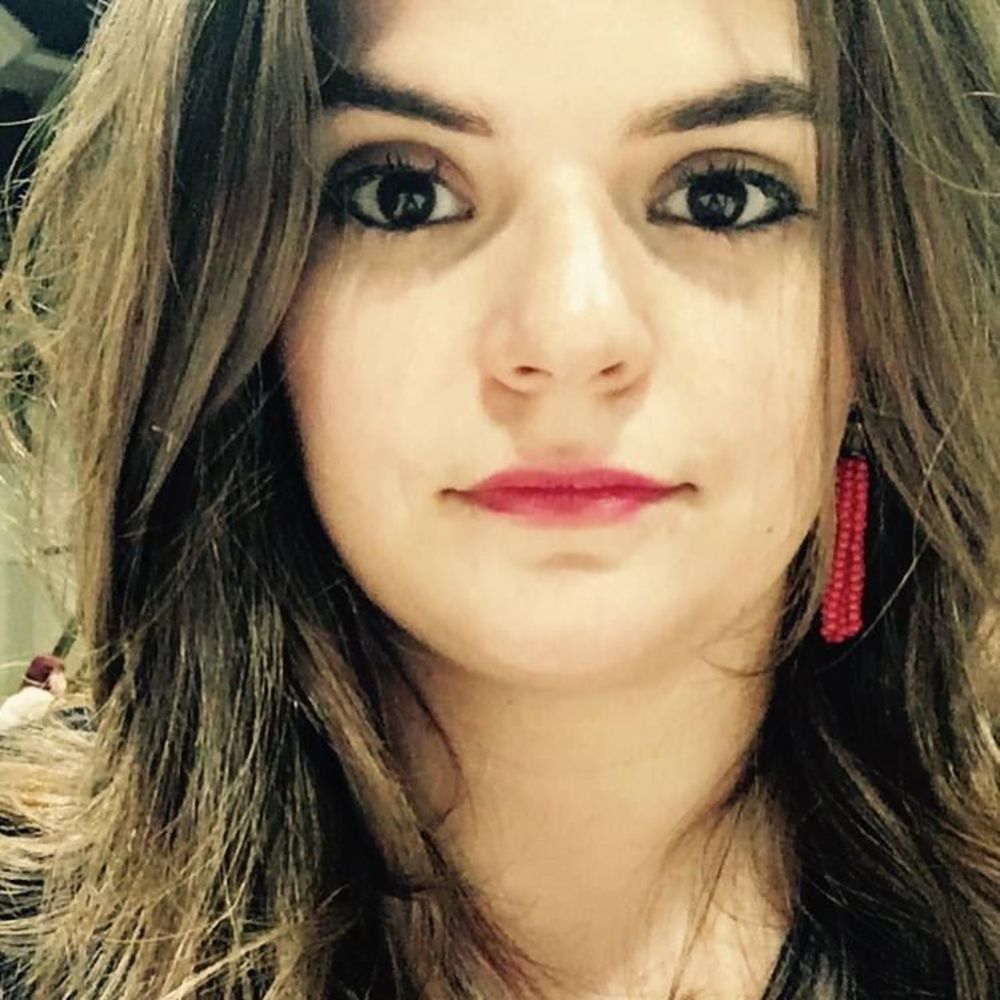 Meet your Posher, Lisa