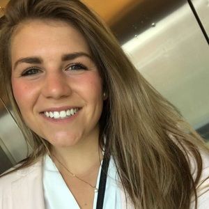 Meet your Posher, Melissa