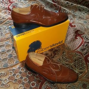 Young men dress shoes