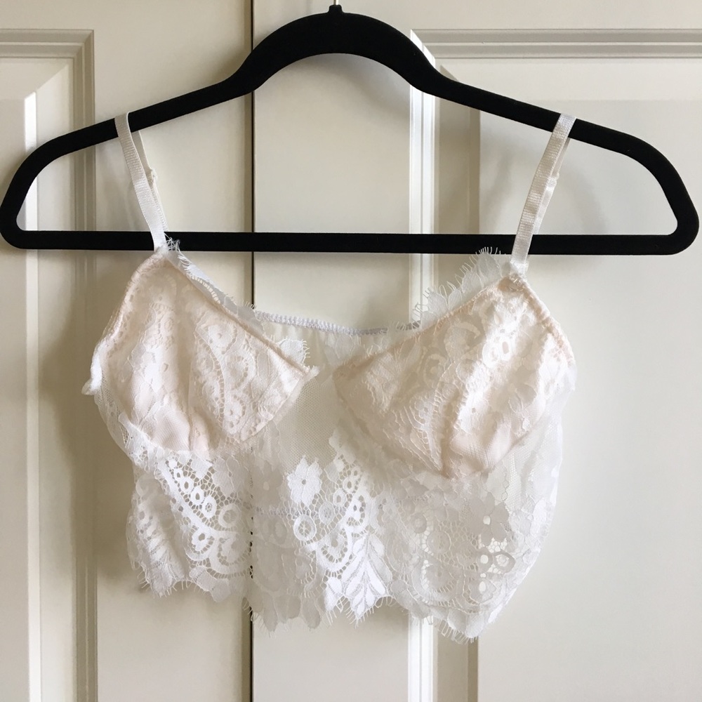 Fabulous lacy white bralette