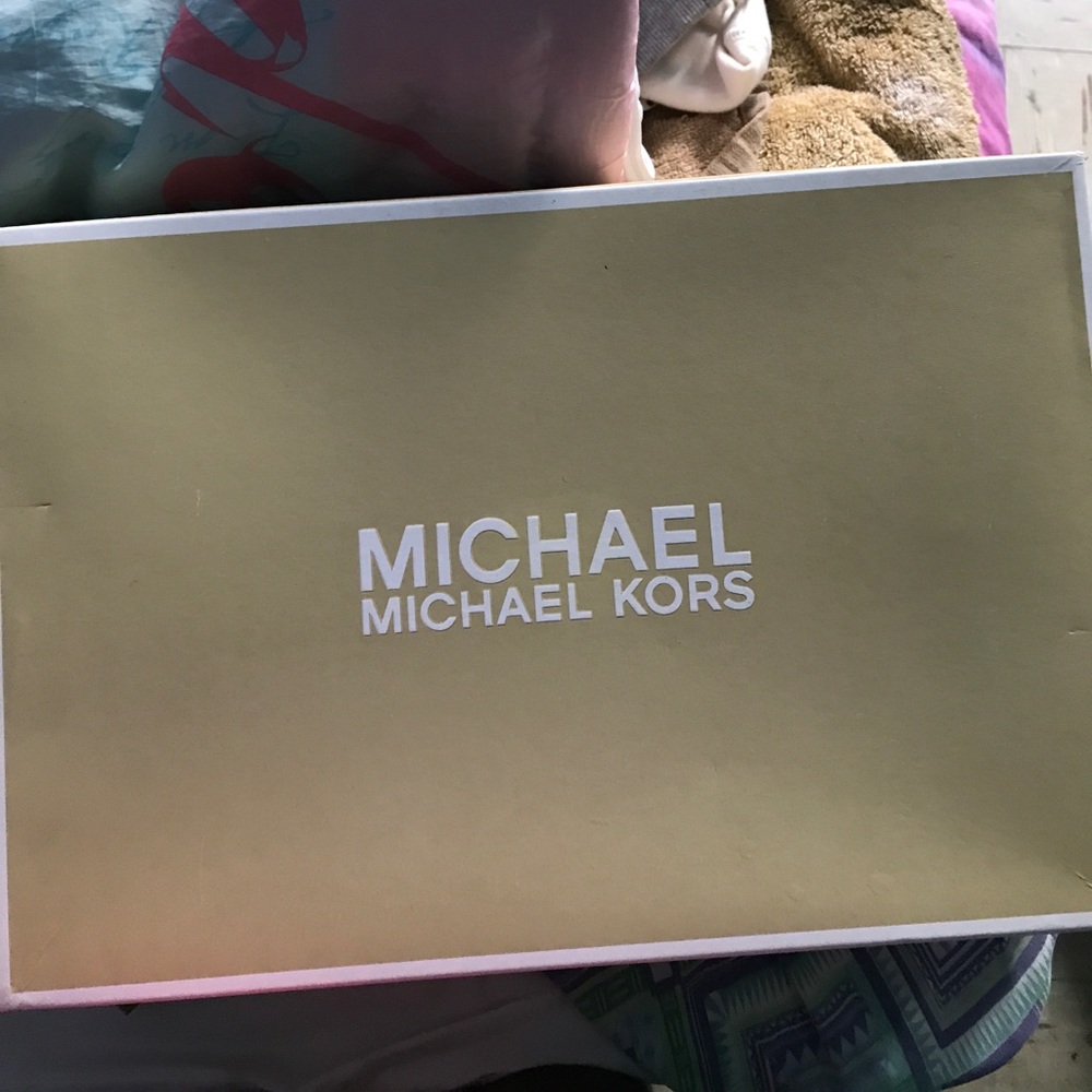 Micheal Kors Boots