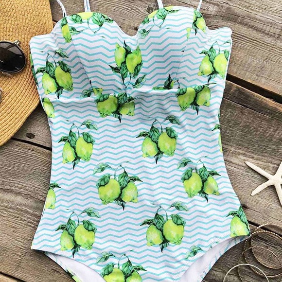 cup she Other - Lemon/ chevron print bathing suit