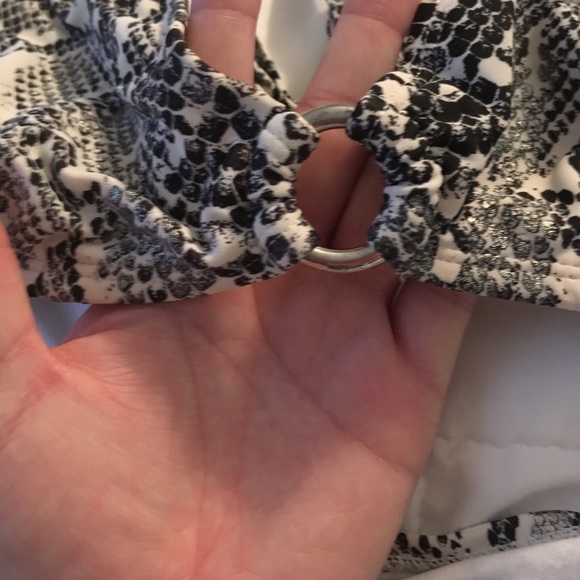 Silver Metallic Bikini - Picture 4 of 7