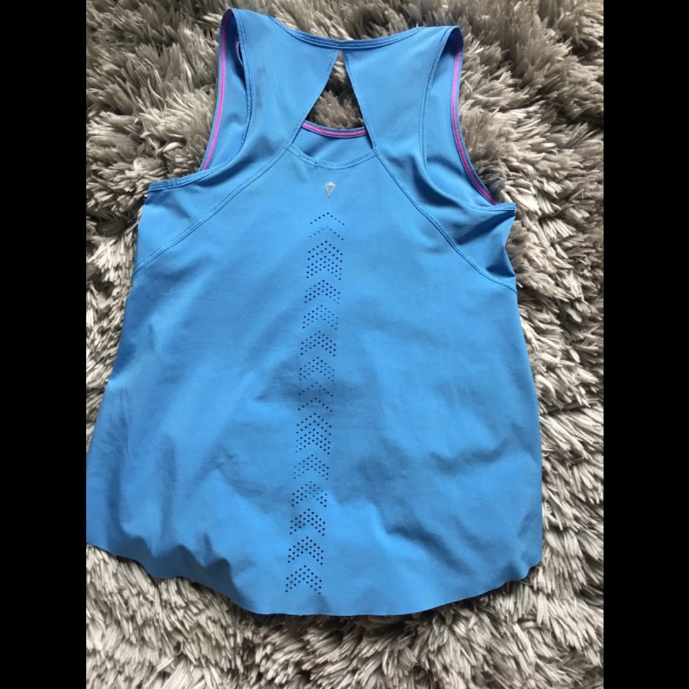 Ivivva tank top