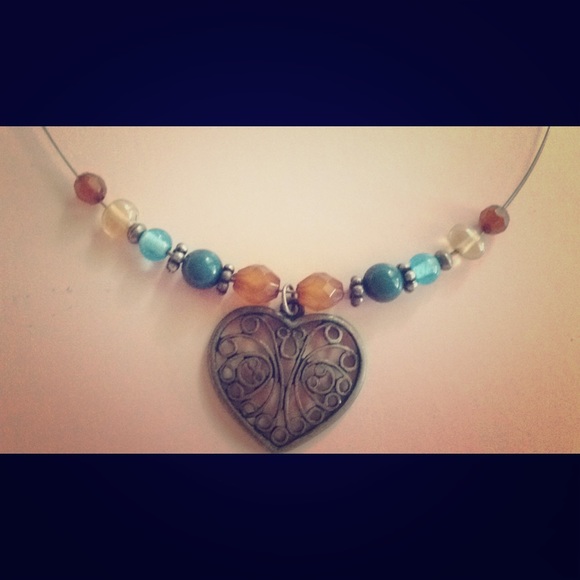 Jewelry - FREE w purchase over $25 😍😍