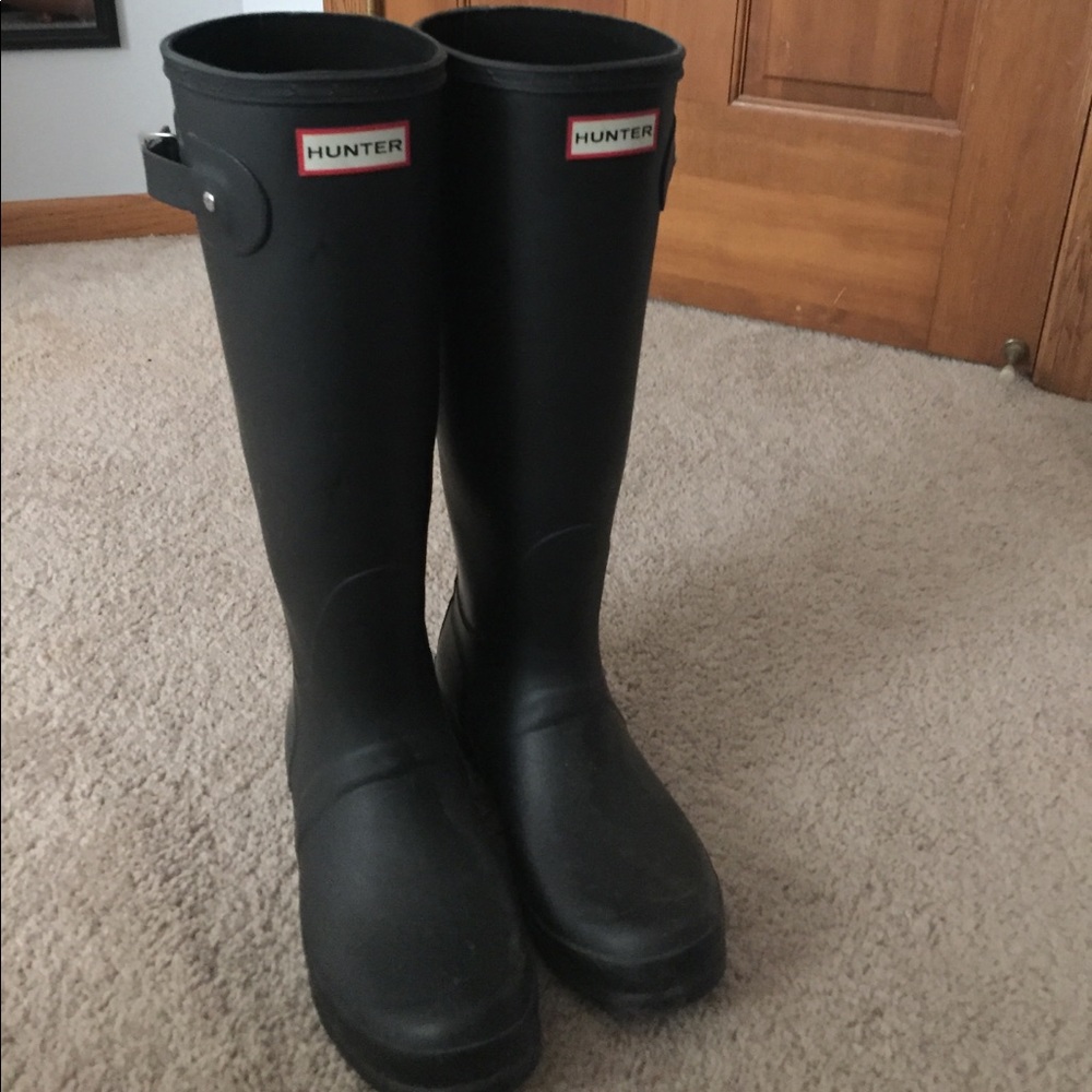 Hunter rain boots tall