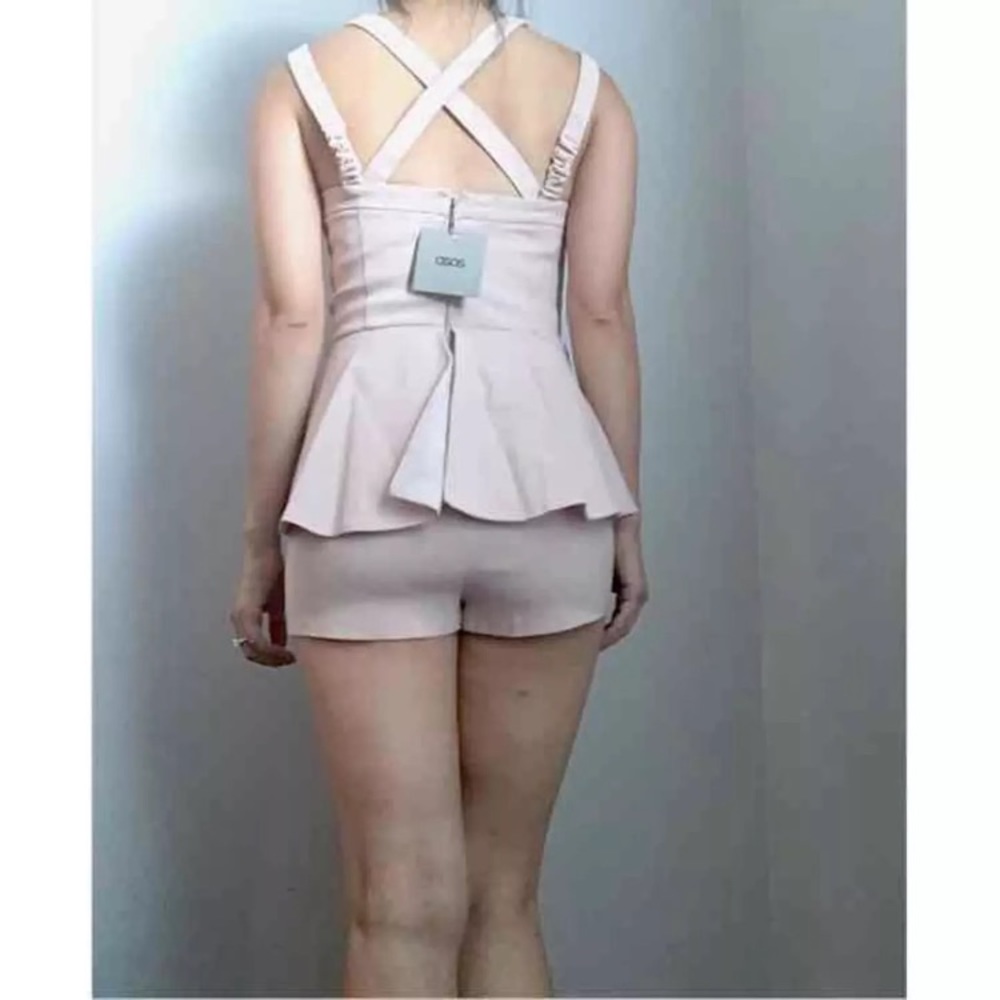 NEW ASOS Petite pink stretchy romper playsuit - Picture 3 of 4