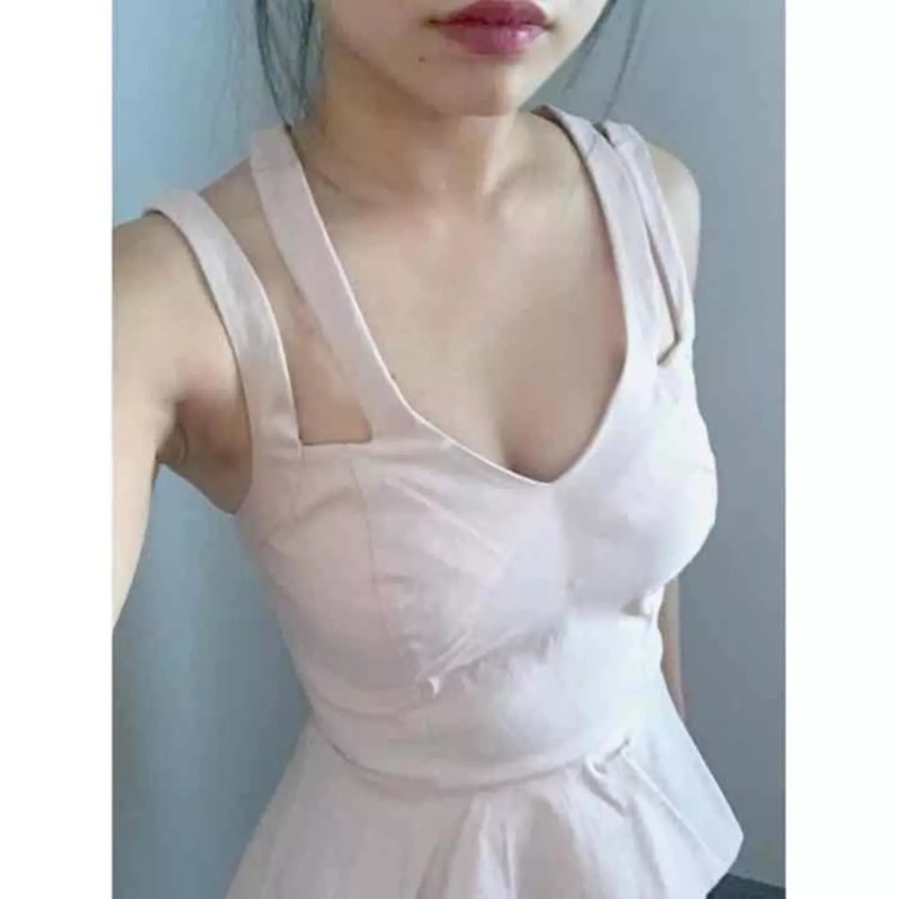 NEW ASOS Petite pink stretchy romper playsuit - Picture 4 of 4