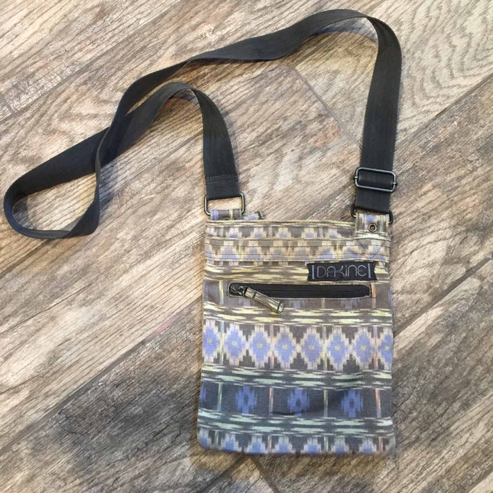 Dakine cross body bag