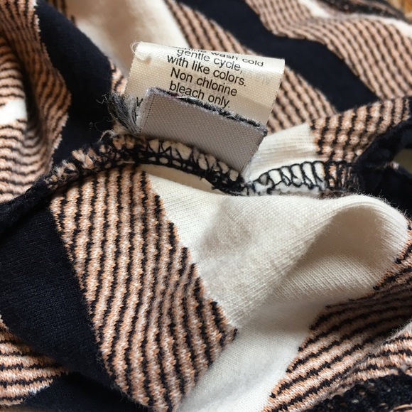 ✔️SOLD✔️J. Crew Roll Sleeve Striped Top - Picture 5 of 5