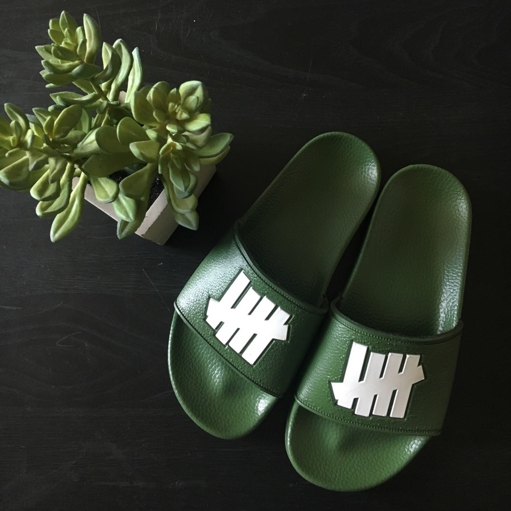 UNDEFEATED Slides