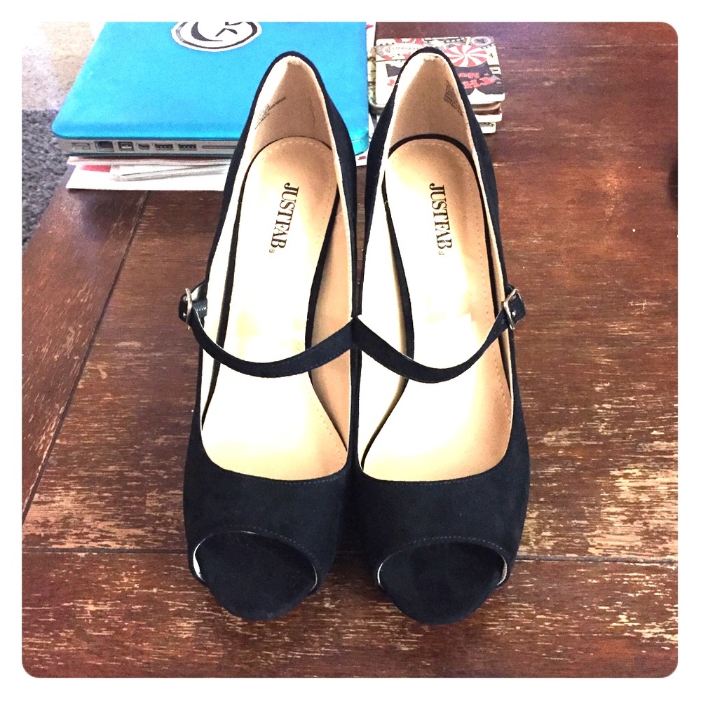 Just fab high heels size 10 never worn