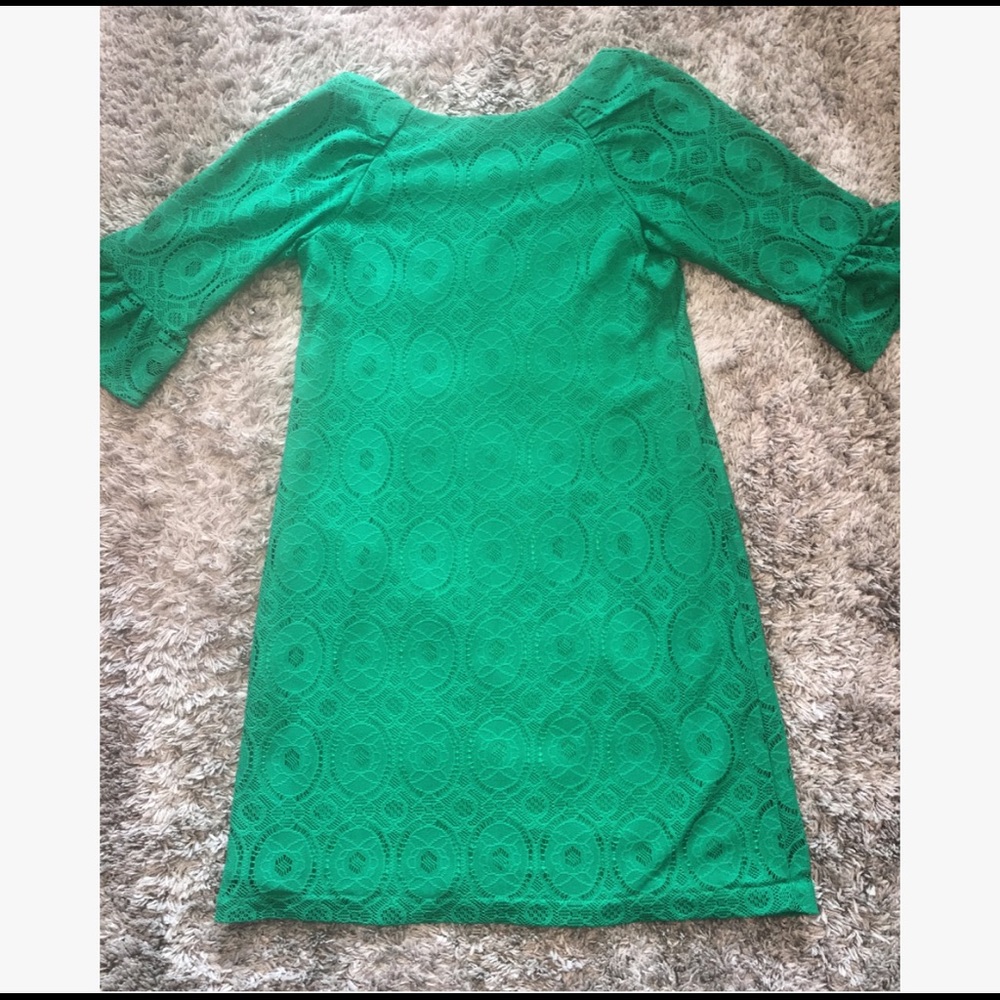 EUC Kelly Green Lace Overlay Dress