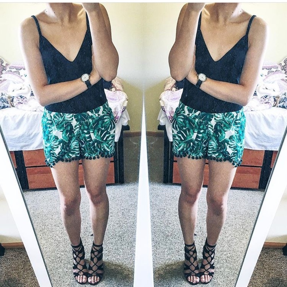 Palm printed Pom Pom shorts