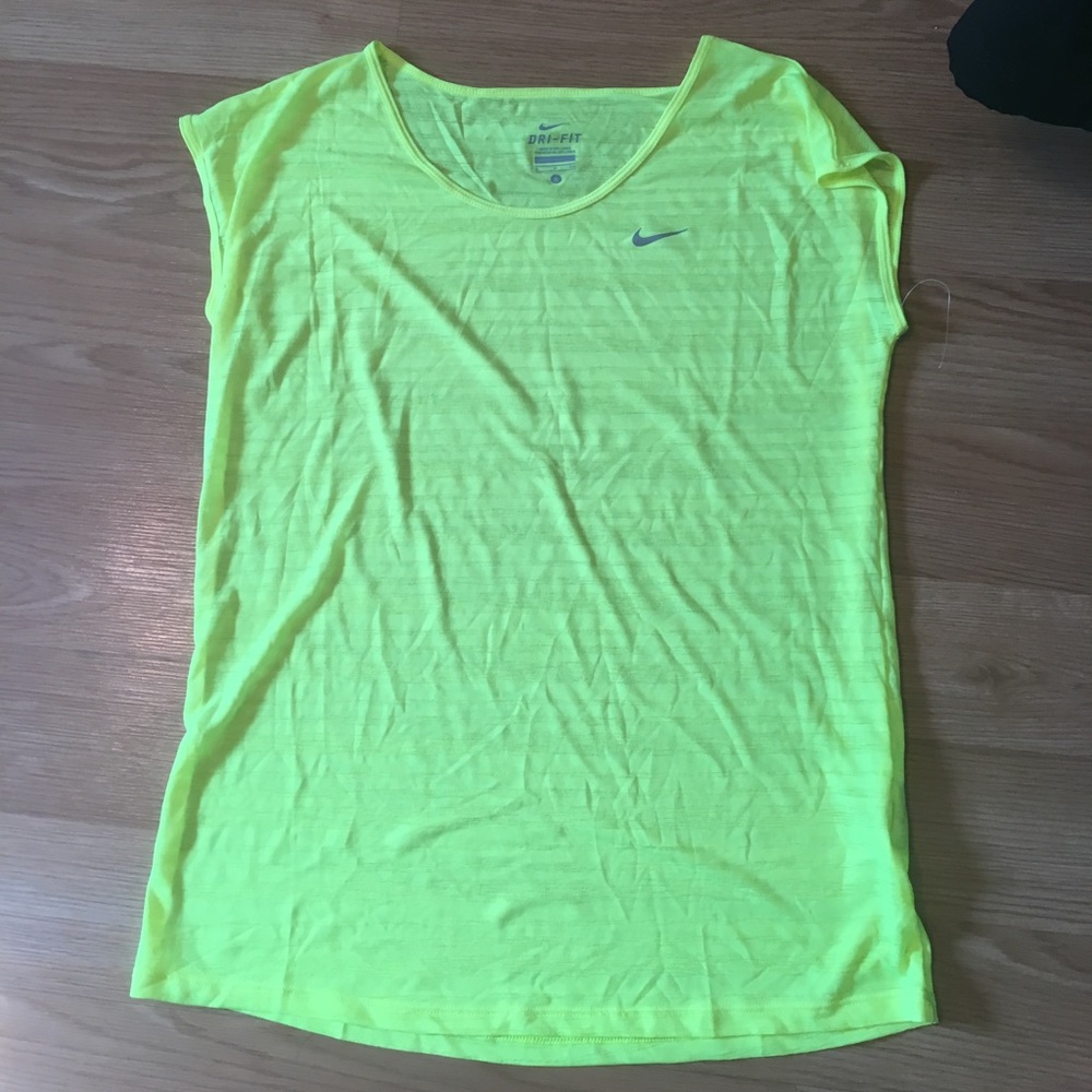 nike work out t