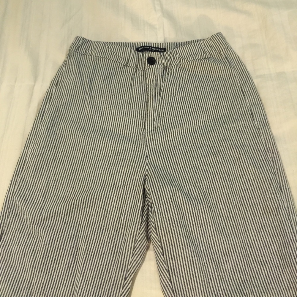 Brandy Melville Capri pants!