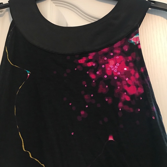 Super cute dress in perfect condition - Picture 3 of 5